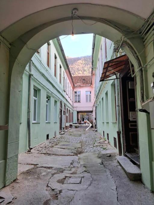 Sofia'S Home Comfy Studio In The Old Town Brašov Exteriér fotografie